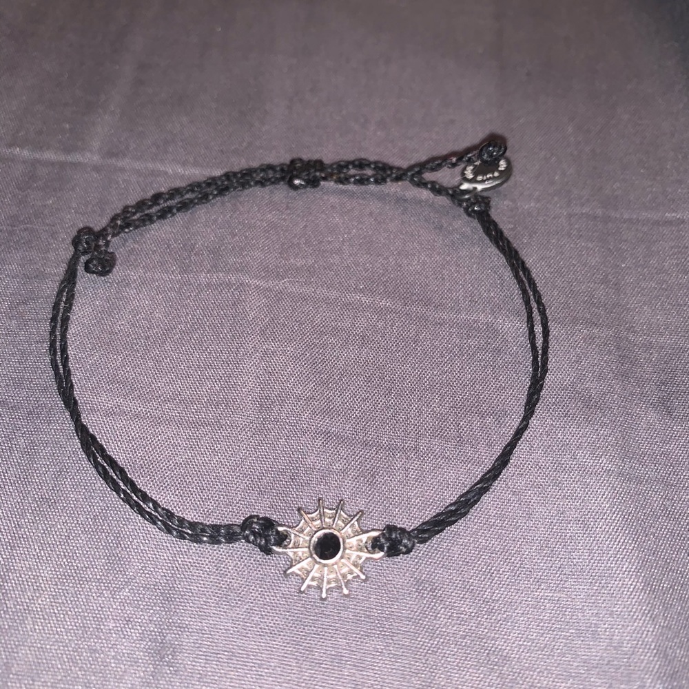 🖤Pura Vida Spider Web Bracelet